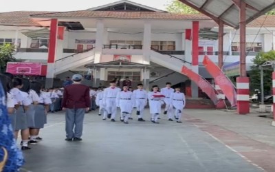Peringati HUT ke-81 RI, SMAN 2 Manado Gelar Upacara Khidmat dan Lomba Semarak Kebersamaan